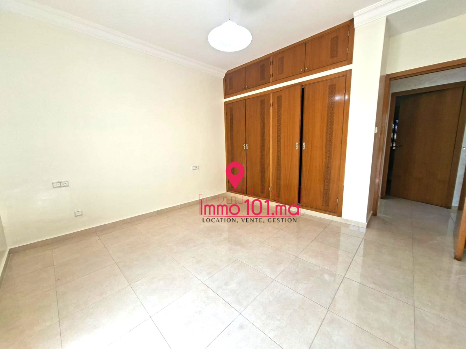 Villa à vendre à El Yousoufia AYV2458